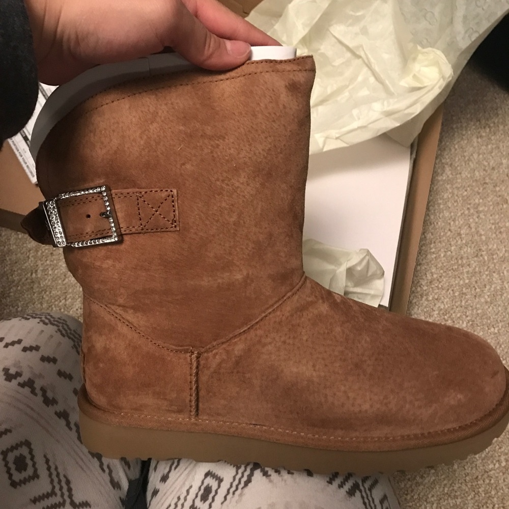SOLD ON EBAY BRAND NEW! Ugg Chestnut Brown booties
